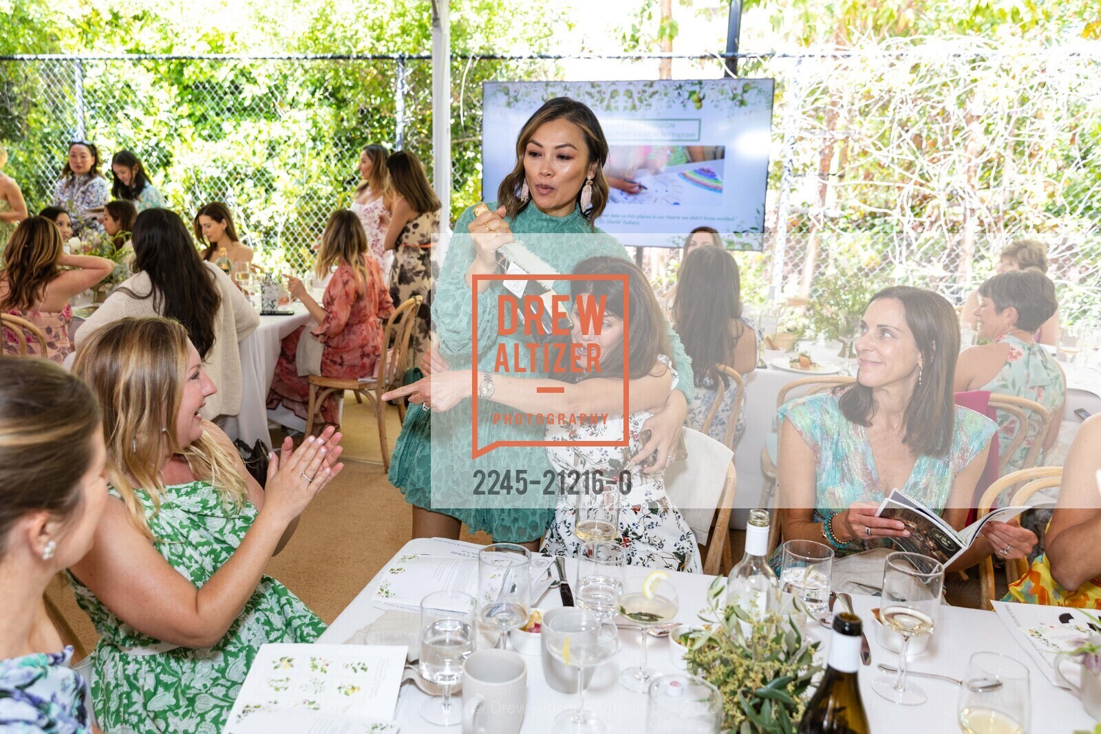 Bree Cohn, Mirra Desuasido, Photo #2245-21216-0
