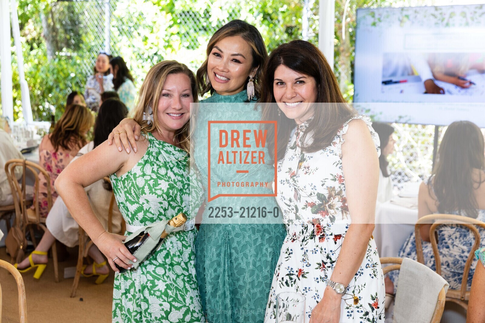 Jenna Golde, Mirra Desuasido, Bree Cohn, Photo #2253-21216-0