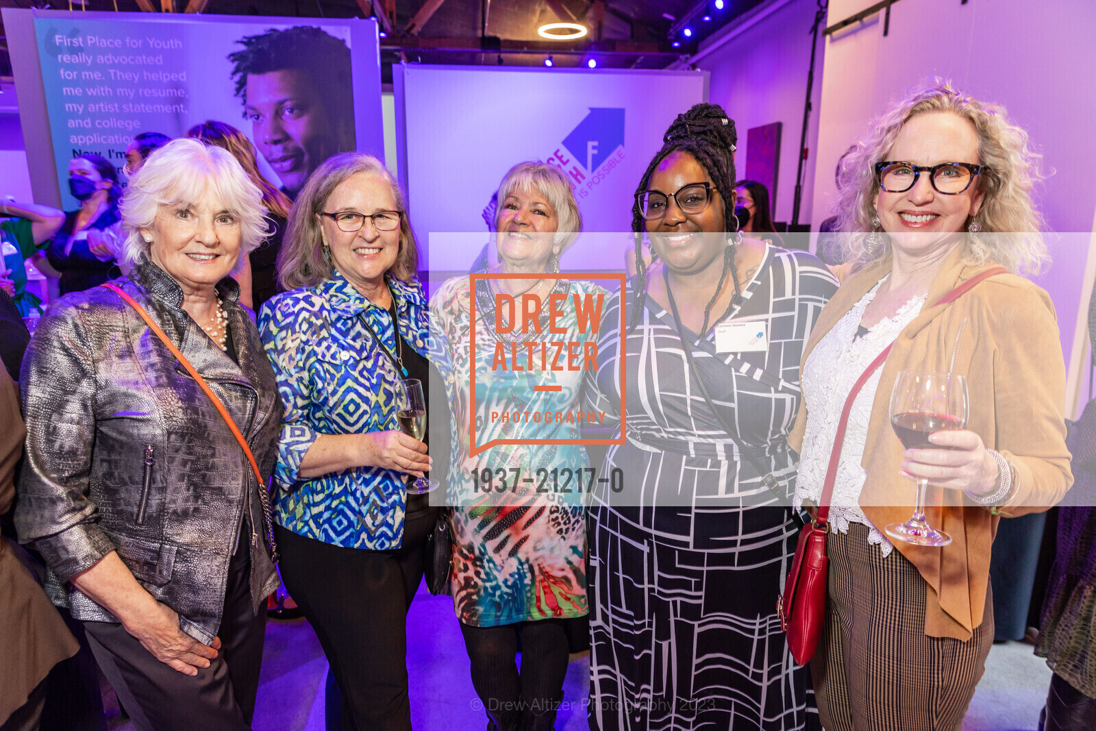 Michelle Ellison, Jan Wilson, Carmen Gomez, Suzanne Frew, Photo #1937-21217-0