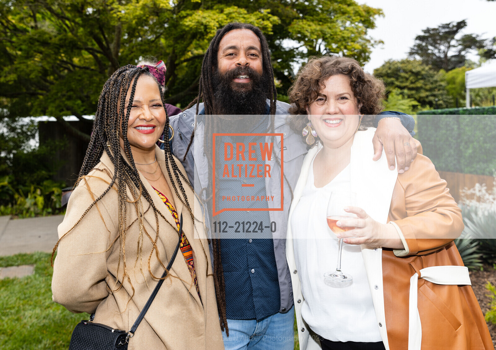Cristina Jones, Jason Jones, Photo #112-21224-0