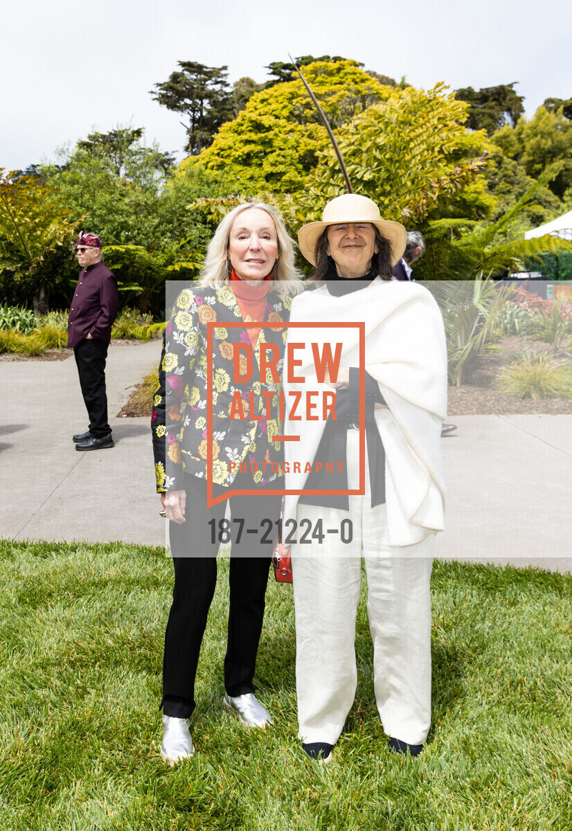 Sandra Swanson, Tish Brown, Gala for the Gardens 2023 Benefitting The Gardens of Golden Gate Park, San Francisco Botanical Garden, 1199 9th Ave, SF, CA 94122. San Francisco Botanical Garden, 1199 9th Ave, SF, CA 94122, May 20th, 2023, Photo #187-21224-0 Sandra Swanson, Tish Brown, Photo #187-21224-0