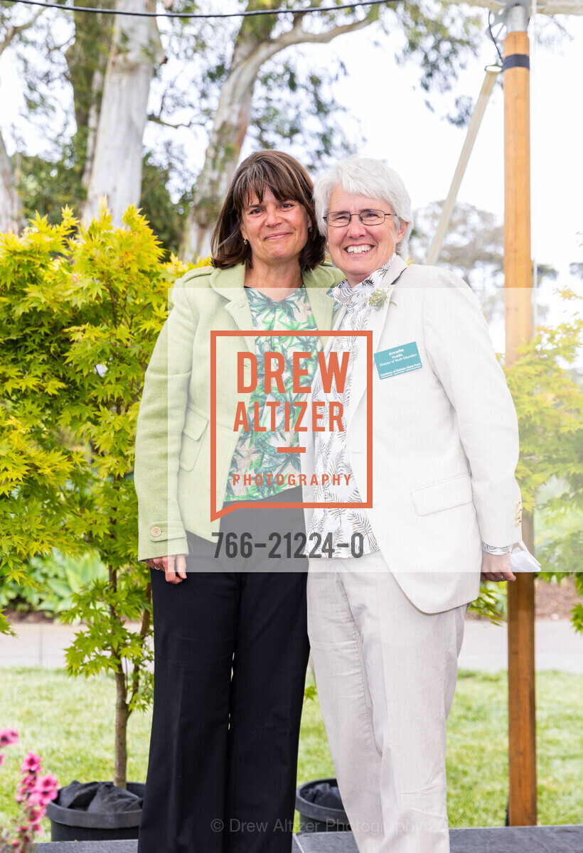 Stephanie Linder, Annette Huddle, Gala for the Gardens 2023 Benefitting The Gardens of Golden Gate Park, San Francisco Botanical Garden, 1199 9th Ave, SF, CA 94122. San Francisco Botanical Garden, 1199 9th Ave, SF, CA 94122, May 20th, 2023, Photo #766-21224-0 Stephanie Linder, Annette Huddle, Photo #766-21224-0