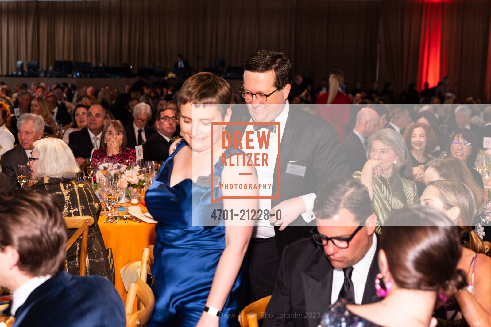 Emily Glick, Sam Glick, Meals on Wheels 35th Annual Star Chefs & Vintner's Gala, Festival Pavilion @ 2 Marina Blvd, SF, CA 94123 US. Festival Pavilion @ 2 Marina Blvd, SF, CA 94123 US, May 21st, 2023, Photo #4701-21228-0 Emily Glick, Sam Glick, Photo #4701-21228-0