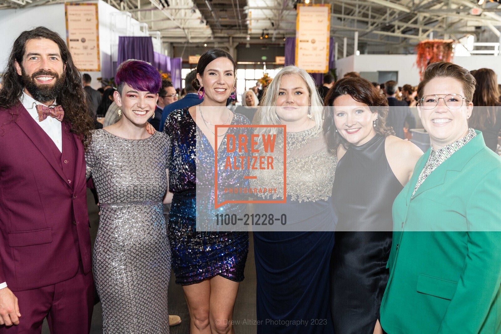 Ben Berley, Alexis Sulvetta, Ashley Rogers, Margaret Showey, Rachel Ellison, Chloe Lee, Meals on Wheels 35th Annual Star Chefs & Vintner's Gala, Festival Pavilion @ 2 Marina Blvd, SF, CA 94123 US. Festival Pavilion @ 2 Marina Blvd, SF, CA 94123 US, May 21st, 2023, Photo #1100-21228-0 Ben Berley, Alexis Sulvetta, Ashley Rogers, Margaret Showey, Rachel Ellison, Chloe Lee, Photo #1100-21228-0