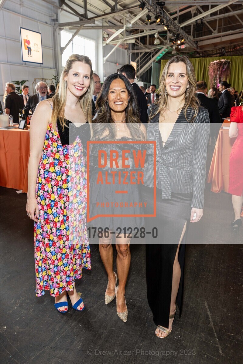 Molly Lacob, Melinda Bromberg, Alana Paskett, Photo #1786-21228-0