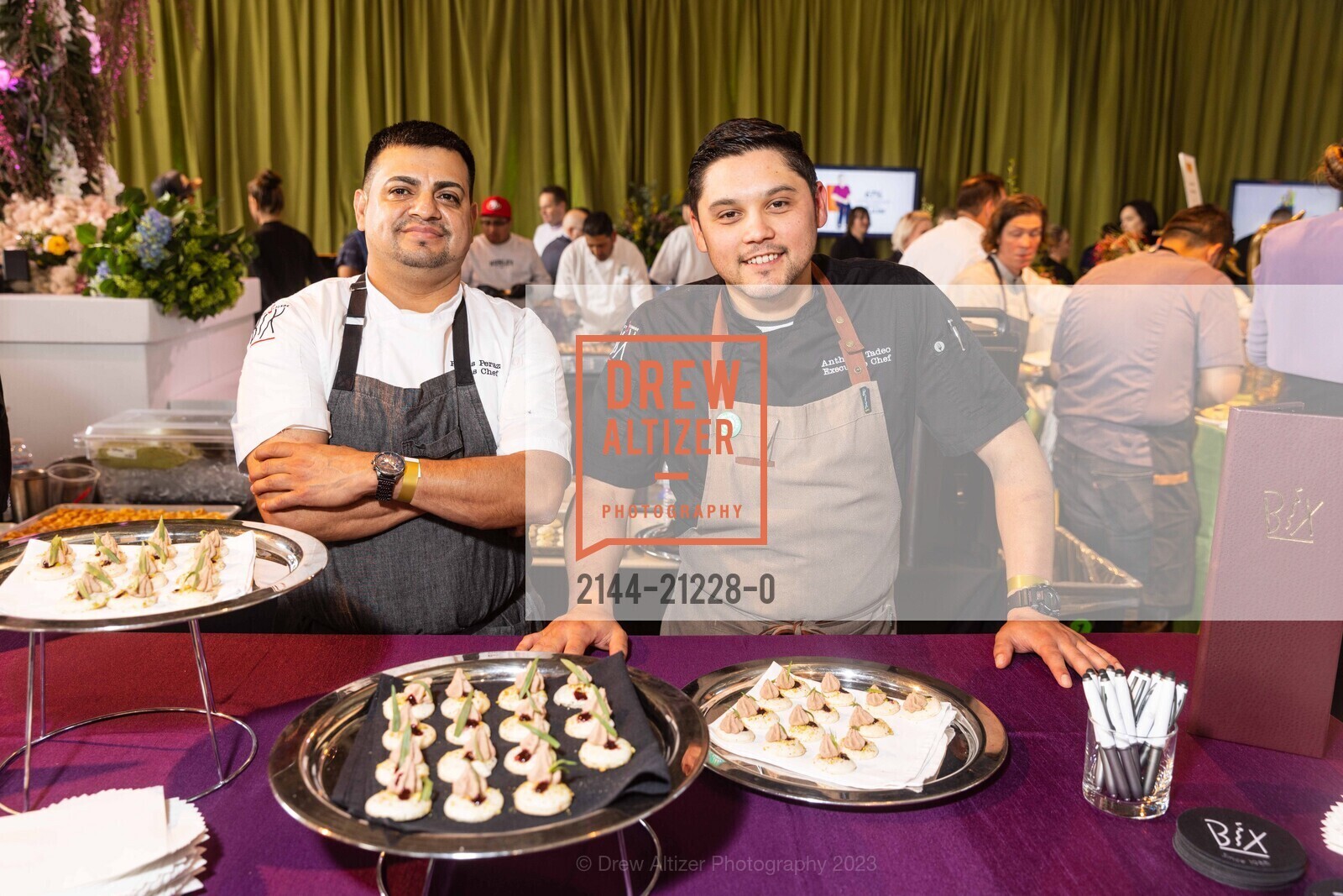 Anthony Tadeo, Luis Parza, Meals on Wheels 35th Annual Star Chefs & Vintner's Gala, Festival Pavilion @ 2 Marina Blvd, SF, CA 94123 US. Festival Pavilion @ 2 Marina Blvd, SF, CA 94123 US, May 21st, 2023, Photo #2144-21228-0 Anthony Tadeo, Luis Parza, Photo #2144-21228-0