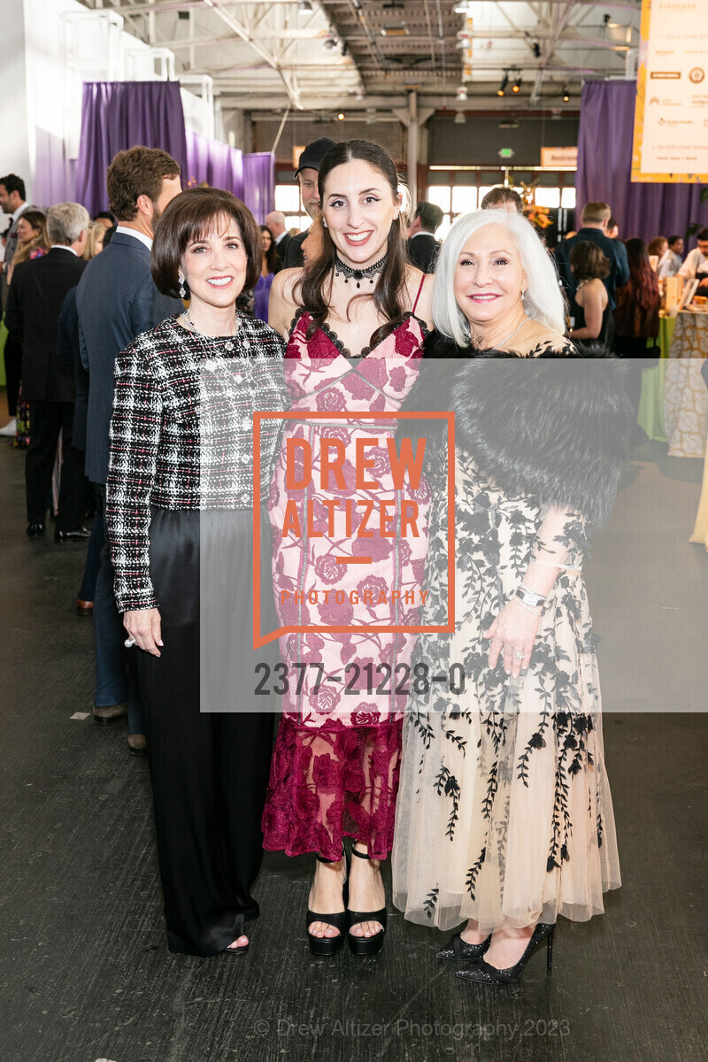 Kelly Abreu, Gina Mallouk, Leslie Gibin, Photo #2377-21228-0