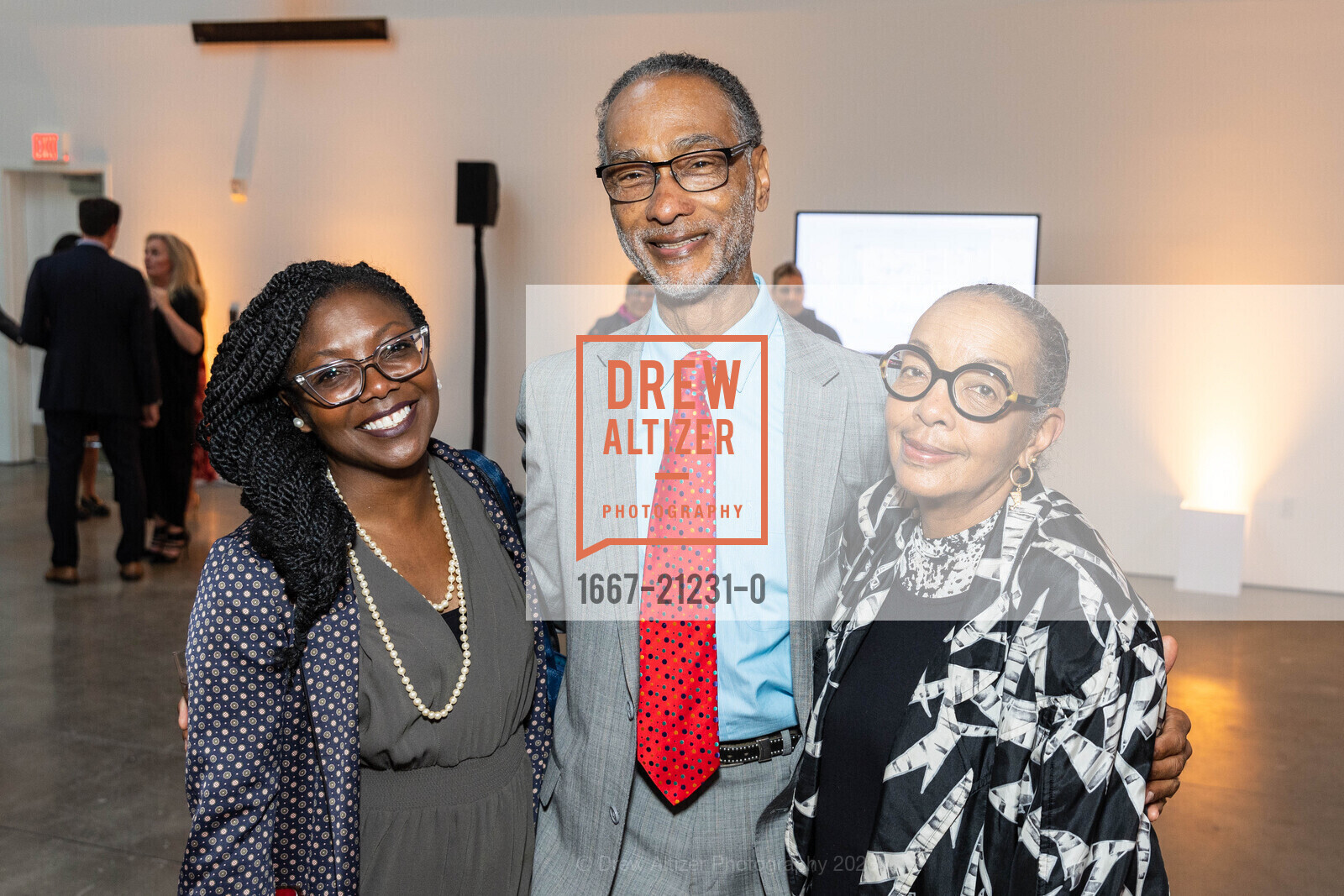 Tricia Brand, Calvin Wheeler, Sarah Jane Wheeler, California College of the Arts (CCA) 2023 Gala, California College of the Arts @ 1111 8th St, SF, CA 94107 US. California College of the Arts @ 1111 8th St, SF, CA 94107 US, May 23rd, 2023, Photo #1667-21231-0 Tricia Brand, Calvin Wheeler, Sarah Jane Wheeler, Photo #1667-21231-0