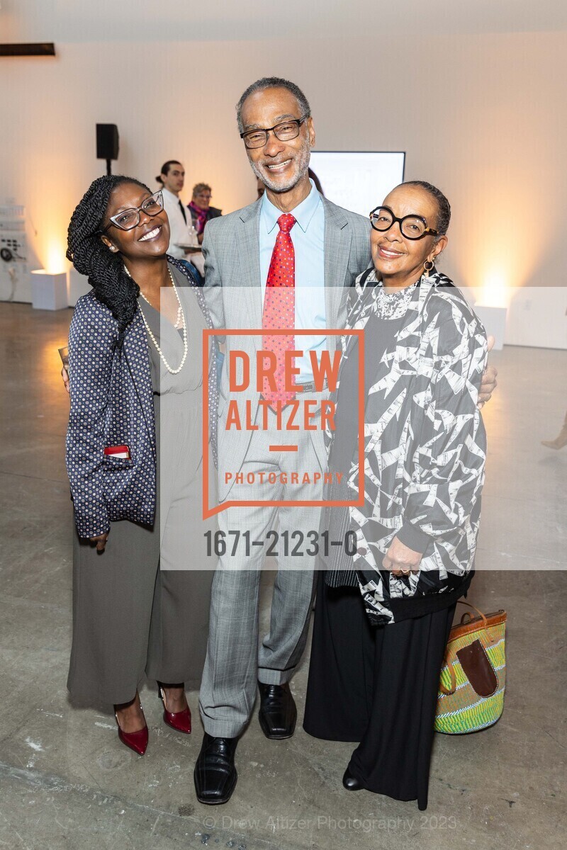 Tricia Brand, Calvin Wheeler, Sarah Jane Wheeler, California College of the Arts (CCA) 2023 Gala, California College of the Arts @ 1111 8th St, SF, CA 94107 US. California College of the Arts @ 1111 8th St, SF, CA 94107 US, May 23rd, 2023, Photo #1671-21231-0 Tricia Brand, Calvin Wheeler, Sarah Jane Wheeler, Photo #1671-21231-0