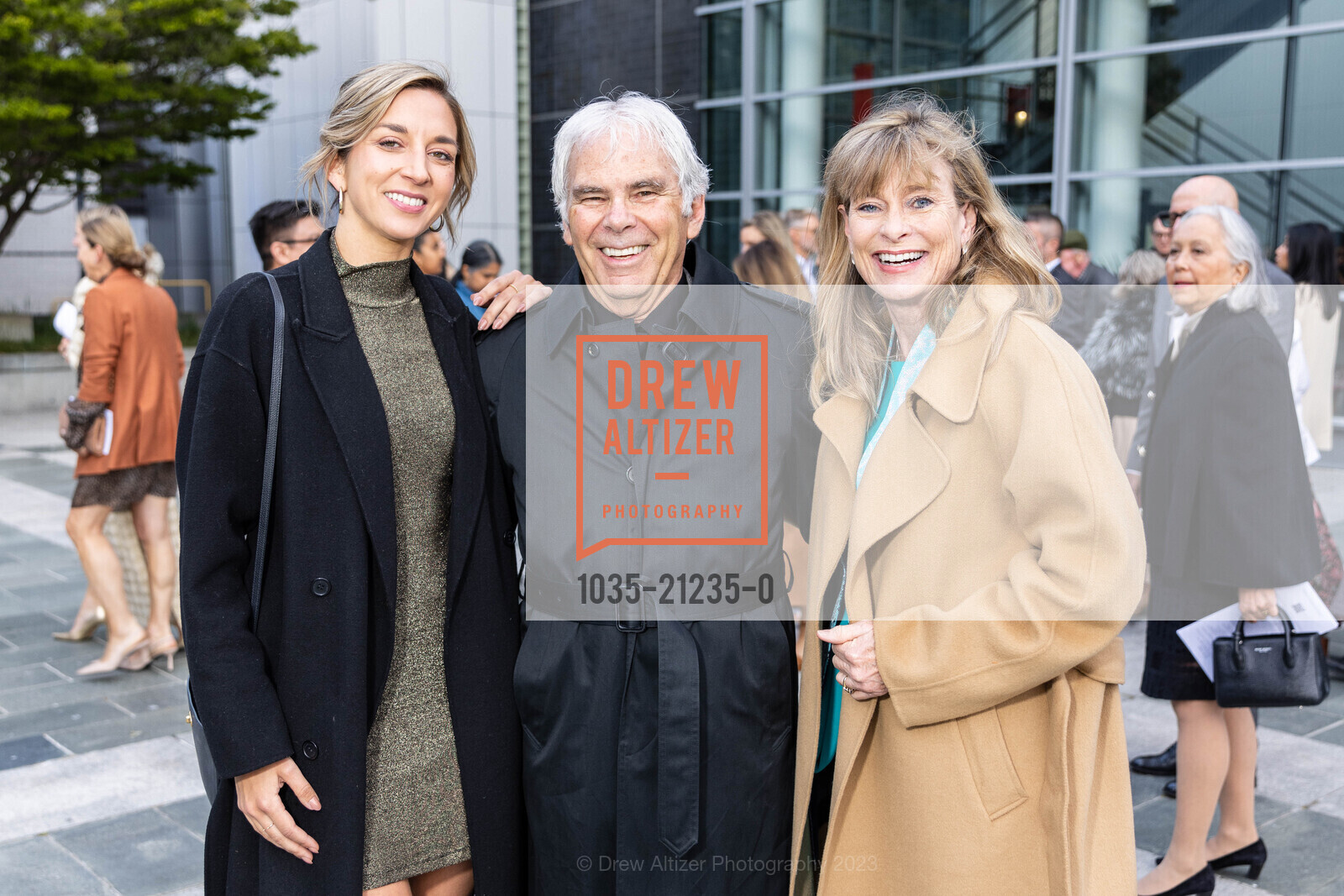 Sasha Mukhamedov, John Palmer, Amy Palmer, San Francisco Ballet School's Spring Festival Fundraising Dinner, Yerba Buena Center for the Arts @ 701 Mission St, SF, CA 94103 US. Yerba Buena Center for the Arts @ 701 Mission St, SF, CA 94103 US, May 25th, 2023, Photo #1035-21235-0 Sasha Mukhamedov, John Palmer, Amy Palmer, Photo #1035-21235-0