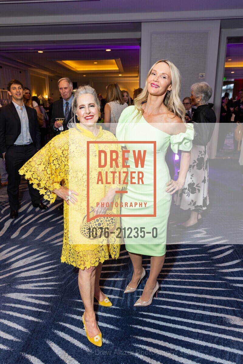 Maureen Knoll, Laurelly Dale, San Francisco Ballet School's Spring Festival Fundraising Dinner, Yerba Buena Center for the Arts @ 701 Mission St, SF, CA 94103 US. Yerba Buena Center for the Arts @ 701 Mission St, SF, CA 94103 US, May 25th, 2023, Photo #1076-21235-0 Maureen Knoll, Laurelly Dale, Photo #1076-21235-0