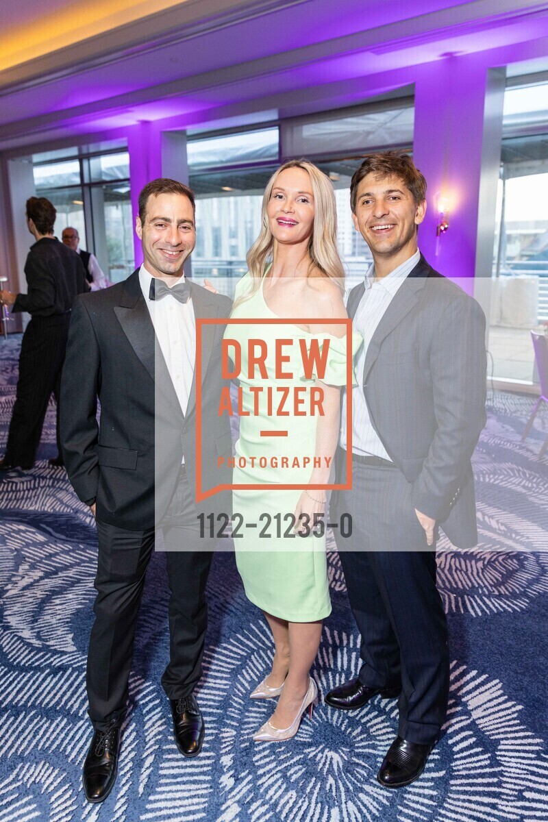 Chris Weiss, Laurelly Dale, Joe Volk, Photo #1122-21235-0