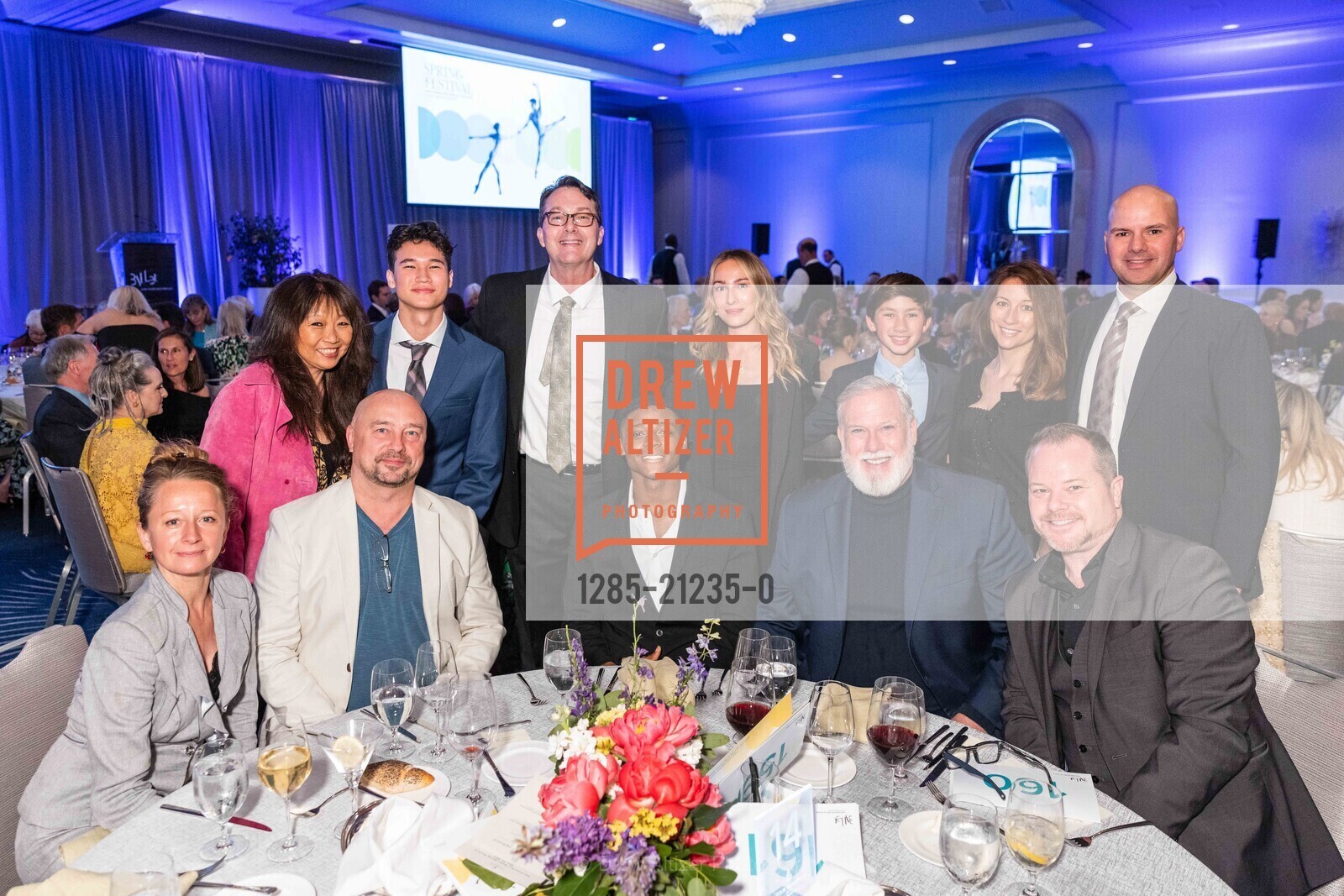 Larissa Ponomarenko, Viktor Plotnikov, Theo Koburov, Ashley Koburov, Mitko Koburov, San Francisco Ballet School's Spring Festival Fundraising Dinner, Yerba Buena Center for the Arts @ 701 Mission St, SF, CA 94103 US. Yerba Buena Center for the Arts @ 701 Mission St, SF, CA 94103 US, May 25th, 2023, Photo #1285-21235-0 Larissa Ponomarenko, Viktor Plotnikov, Theo Koburov, Ashley Koburov, Mitko Koburov, Photo #1285-21235-0