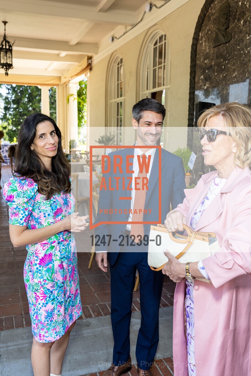 Sylvia Scandar Mahan, Matt Mahan, Carolyn Bing, A Day in the Garden with Friends Featuring a Conversation with Maria Shriver, Montalvo Arts Center @ 15400 Montalvo Rd, Saratoga, CA 95071 US. Montalvo Arts Center @ 15400 Montalvo Rd, Saratoga, CA 95071 US, June 1st, 2023, Photo #1247-21239-0 Sylvia Scandar Mahan, Matt Mahan, Carolyn Bing, Photo #1247-21239-0