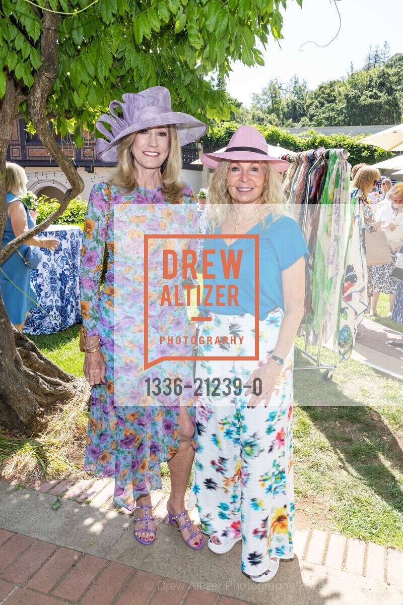 Christine Davis, Jennifer Krach, A Day in the Garden with Friends Featuring a Conversation with Maria Shriver, Montalvo Arts Center @ 15400 Montalvo Rd, Saratoga, CA 95071 US. Montalvo Arts Center @ 15400 Montalvo Rd, Saratoga, CA 95071 US, June 1st, 2023, Photo #1336-21239-0 Christine Davis, Jennifer Krach, Photo #1336-21239-0