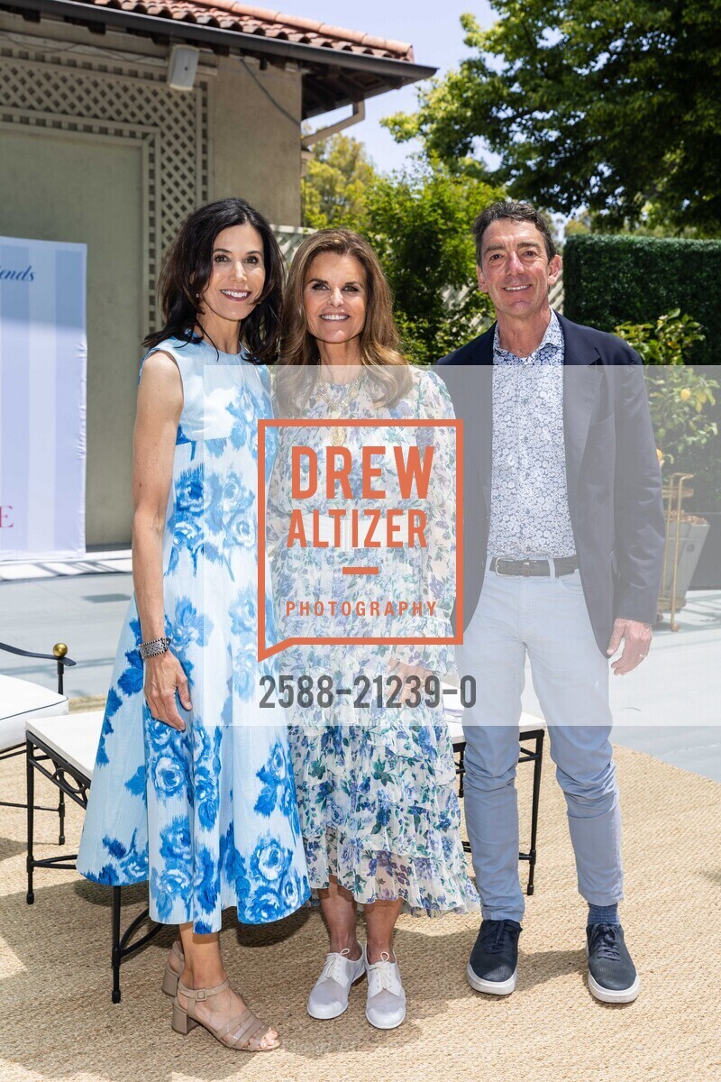 Gretchen DiNapoli, Maria Shriver, Matt DiNapoli, A Day in the Garden with Friends Featuring a Conversation with Maria Shriver, Montalvo Arts Center @ 15400 Montalvo Rd, Saratoga, CA 95071 US. Montalvo Arts Center @ 15400 Montalvo Rd, Saratoga, CA 95071 US, June 1st, 2023, Photo #2588-21239-0 Gretchen DiNapoli, Maria Shriver, Matt DiNapoli, Photo #2588-21239-0