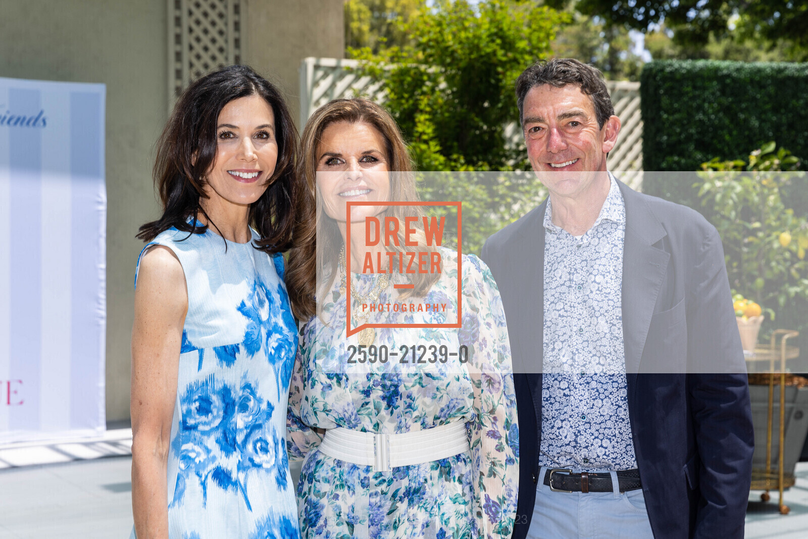 Gretchen DiNapoli, Maria Shriver, Matt DiNapoli, A Day in the Garden with Friends Featuring a Conversation with Maria Shriver, Montalvo Arts Center @ 15400 Montalvo Rd, Saratoga, CA 95071 US. Montalvo Arts Center @ 15400 Montalvo Rd, Saratoga, CA 95071 US, June 1st, 2023, Photo #2590-21239-0 Gretchen DiNapoli, Maria Shriver, Matt DiNapoli, Photo #2590-21239-0