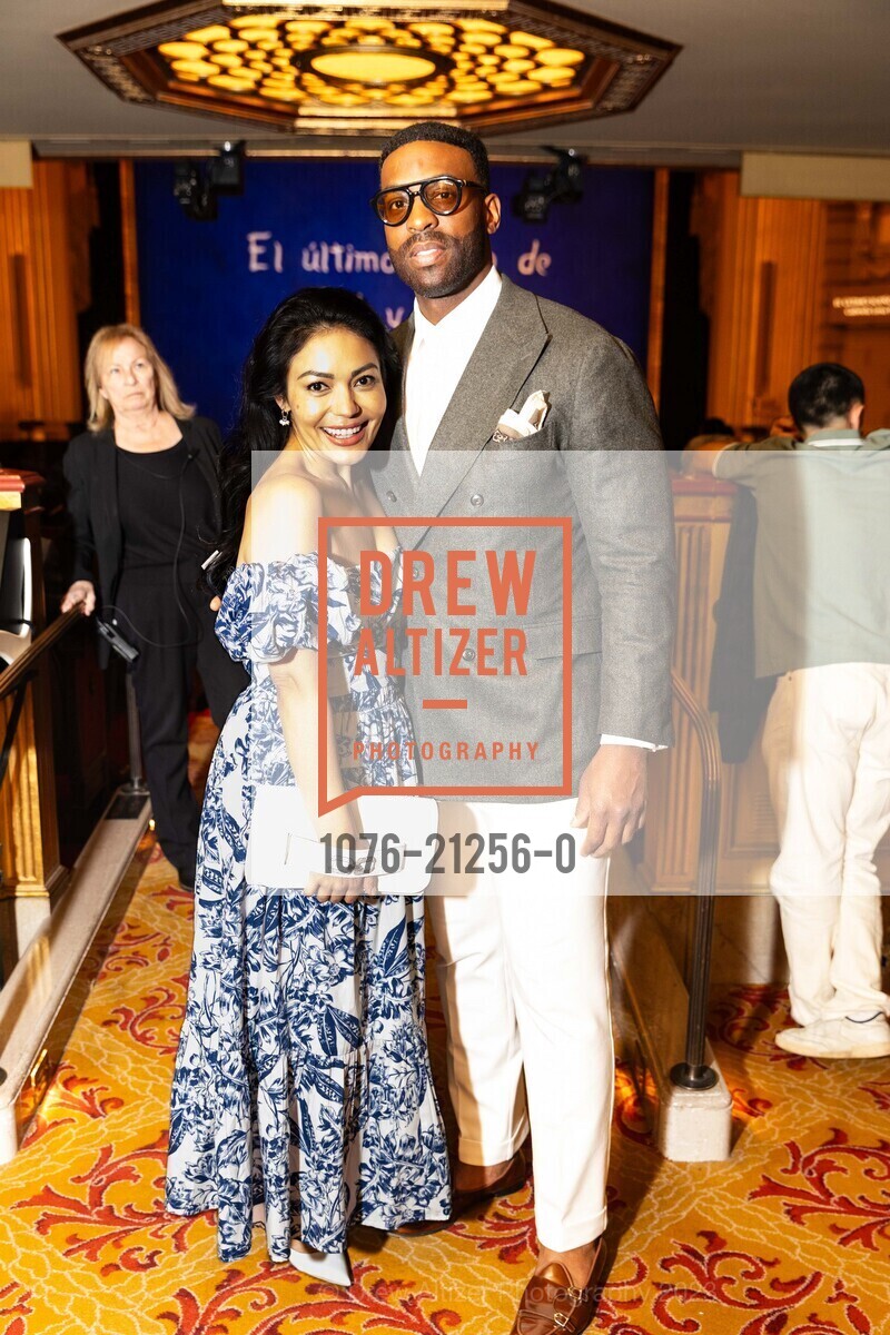 Ailyn Perez, Soloman Howard, "El último sueño de Frida y Diego" with San Francisco Opera 2023, San Francisco Opera @ 301 Van Ness Ave, SF, CA 94102 US. San Francisco Opera @ 301 Van Ness Ave, SF, CA 94102 US, June 13th, 2023, Photo #1076-21256-0 Ailyn Perez, Soloman Howard, Photo #1076-21256-0