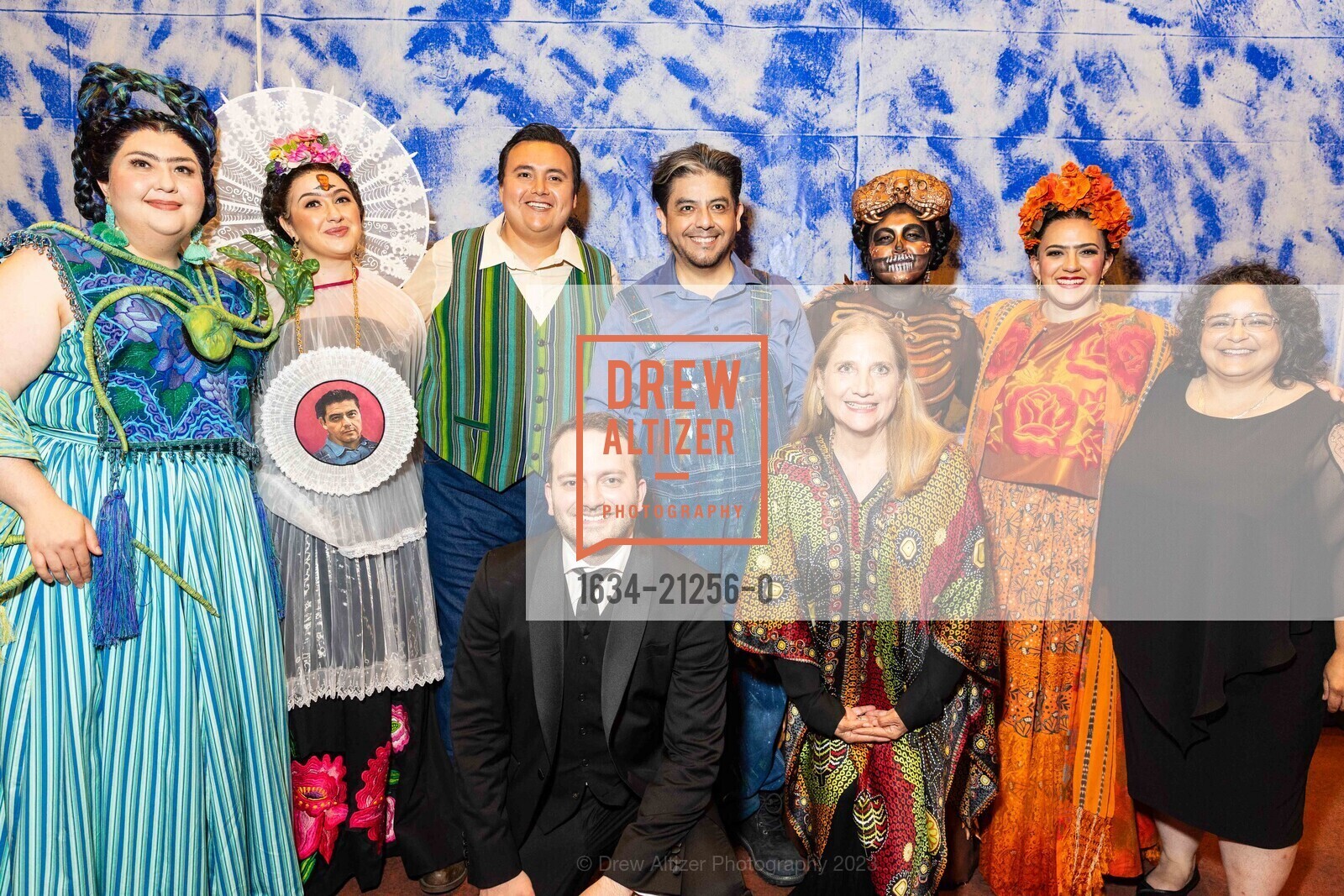 Gabriella Beteag, Mikayla Sager, Moises Salazar, Roberto Kalb, Alfredo Daza, Lorena Maza, Yaritza Veliz, Daniela Mack, Gabriela Lena Frank, Photo #1634-21256-0