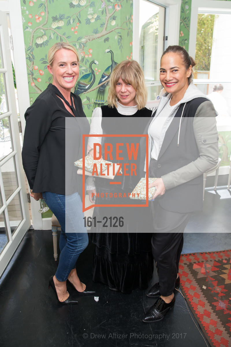 Amy Parker, Jess Christie, Gina Pell, MATCHESFASHION.COM celebrates Aquazzura for De Gournay exclusive collection launch, De Gournay Showroom. 3681A Sacramento street, May 1st, 2017, Photo #161-2126 Amy Parker, Jess Christie, Gina Pell, Photo #161-2126