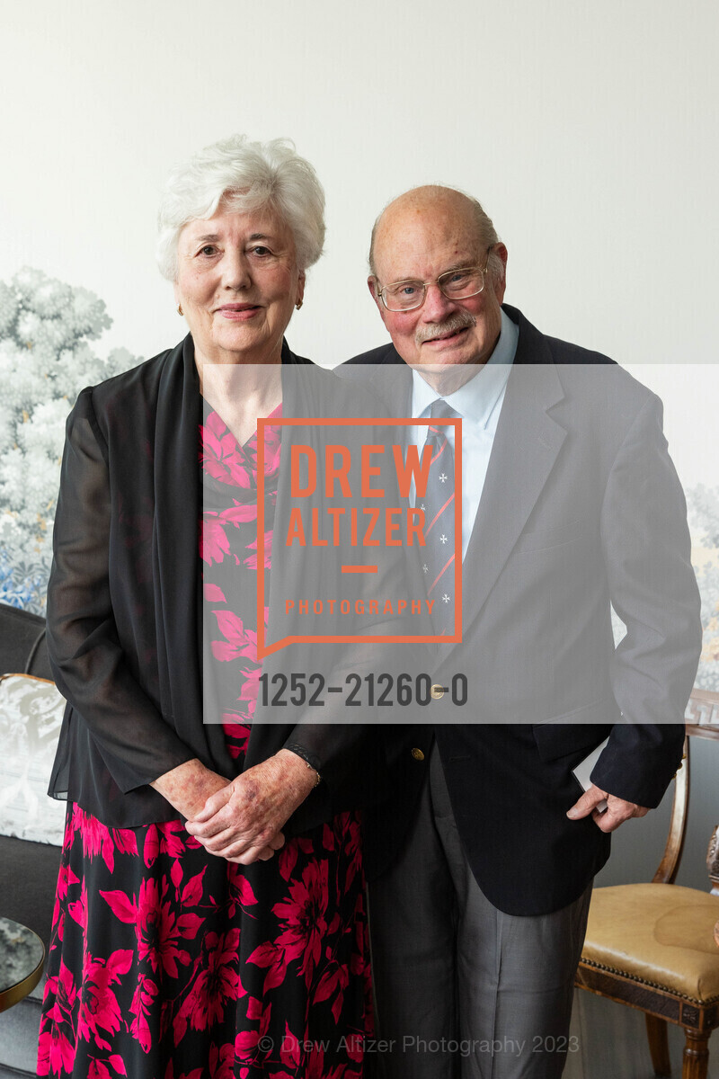 Maura Clother, John Rengel, Order of Malta Clinic's Honorary Committee Party 2023, 1601 Larkin St, SF, CA 94109 US. 1601 Larkin St, SF, CA 94109 US, June 15th, 2023, Photo #1252-21260-0 Maura Clother, John Rengel, Photo #1252-21260-0