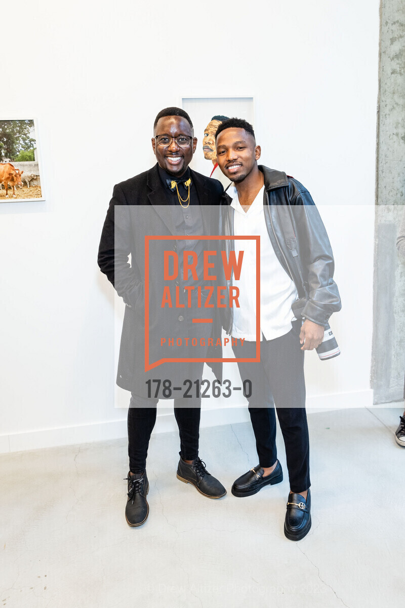 Thomas Igeme, Sipho Nuse, SANIBONANI Zanele Muholi & Students of the Muholi Art Institute Hosted by Jonathan Carver Moore Gallery, Jonathan Carver Moore @ 966 Market St, SF, CA 94102 US. Jonathan Carver Moore @ 966 Market St, SF, CA 94102 US, June 16th, 2023, Photo #178-21263-0 Thomas Igeme, Sipho Nuse, Photo #178-21263-0