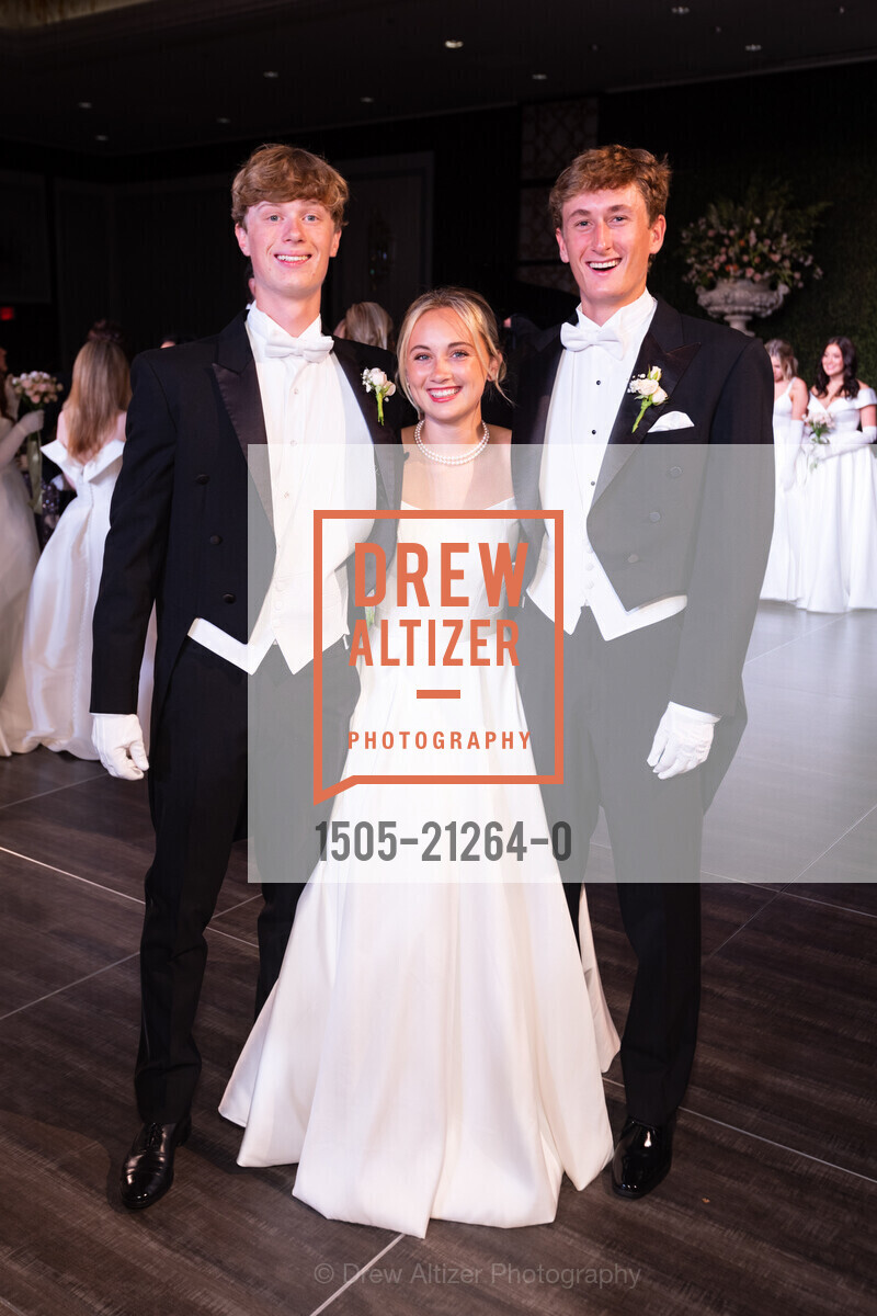 Pearce Henry Graber, Michaela Nicoletta Bini, Jack Brodie Bijur, Photo #1505-21264-0