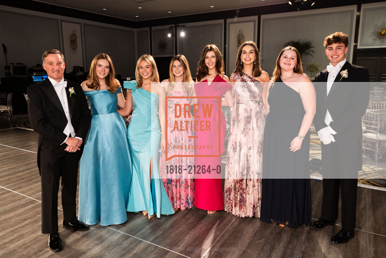 Ted Dobos, Mary Griffin, Brenda Greening, Lily Smyth, Courtney Hooker, Farah Caban, Madeline Bailey, Teddy Dobos Jr., California Pacific Medical Center's 2023 Debutante Ball, The Westin St. Francis San Francisco on Union Square, 335 Powell St, SF. The Westin St. Francis San Francisco on Union Square, 335 Powell St, SF, Photo #1818-21264-0 Ted Dobos, Mary Griffin, Brenda Greening, Lily Smyth, Courtney Hooker, Farah Caban, Madeline Bailey, Teddy Dobos Jr., Photo #1818-21264-0