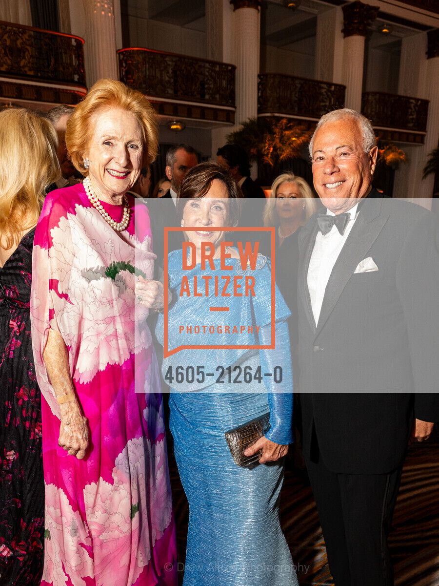 Elena Riley, Sandra Bley, Stephen Bley, California Pacific Medical Center's 2023 Debutante Ball, The Westin St. Francis San Francisco on Union Square, 335 Powell St, SF. The Westin St. Francis San Francisco on Union Square, 335 Powell St, SF, Photo #4605-21264-0 Elena Riley, Sandra Bley, Stephen Bley, Photo #4605-21264-0