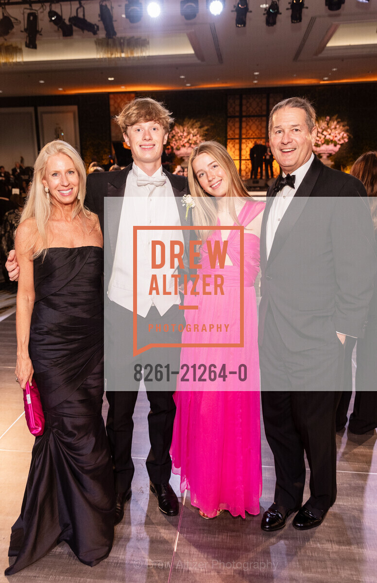 Carter Graber, Pearce Henry Graber, Lily Graber, Eric Graber, California Pacific Medical Center's 2023 Debutante Ball, The Westin St. Francis San Francisco on Union Square, 335 Powell St, SF. The Westin St. Francis San Francisco on Union Square, 335 Powell St, SF, Photo #8261-21264-0 Carter Graber, Pearce Henry Graber, Lily Graber, Eric Graber, Photo #8261-21264-0