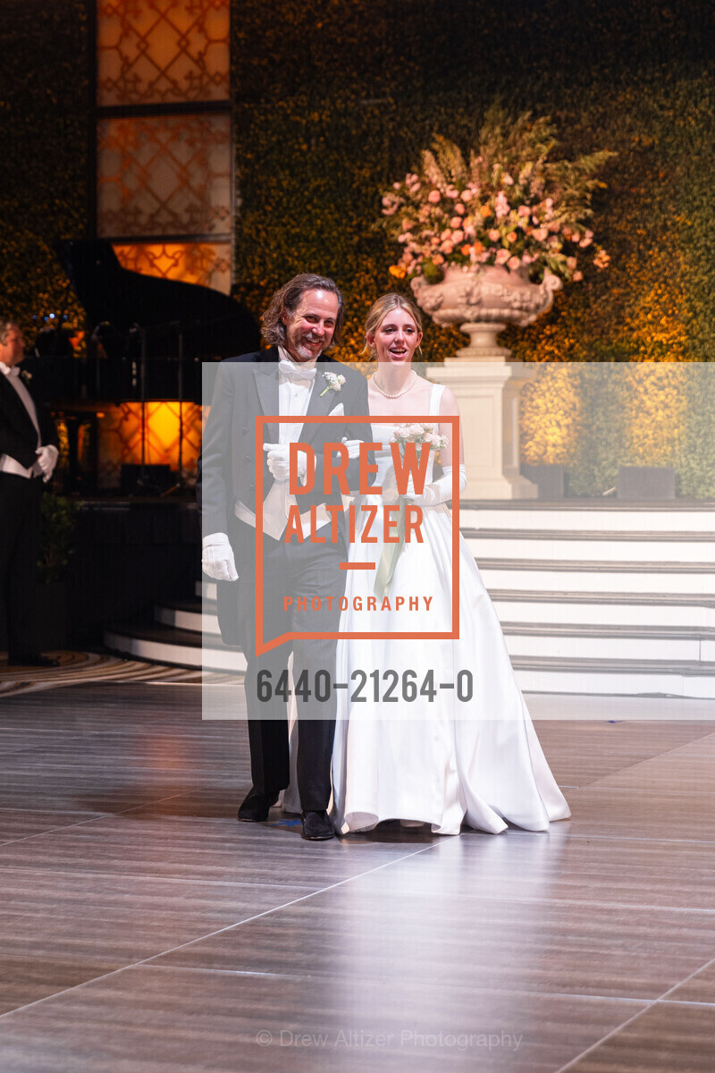 PJ Koll, Pip McKenna Koll, California Pacific Medical Center's 2023 Debutante Ball, The Westin St. Francis San Francisco on Union Square, 335 Powell St, SF. The Westin St. Francis San Francisco on Union Square, 335 Powell St, SF, Photo #6440-21264-0 PJ Koll, Pip McKenna Koll, Photo #6440-21264-0
