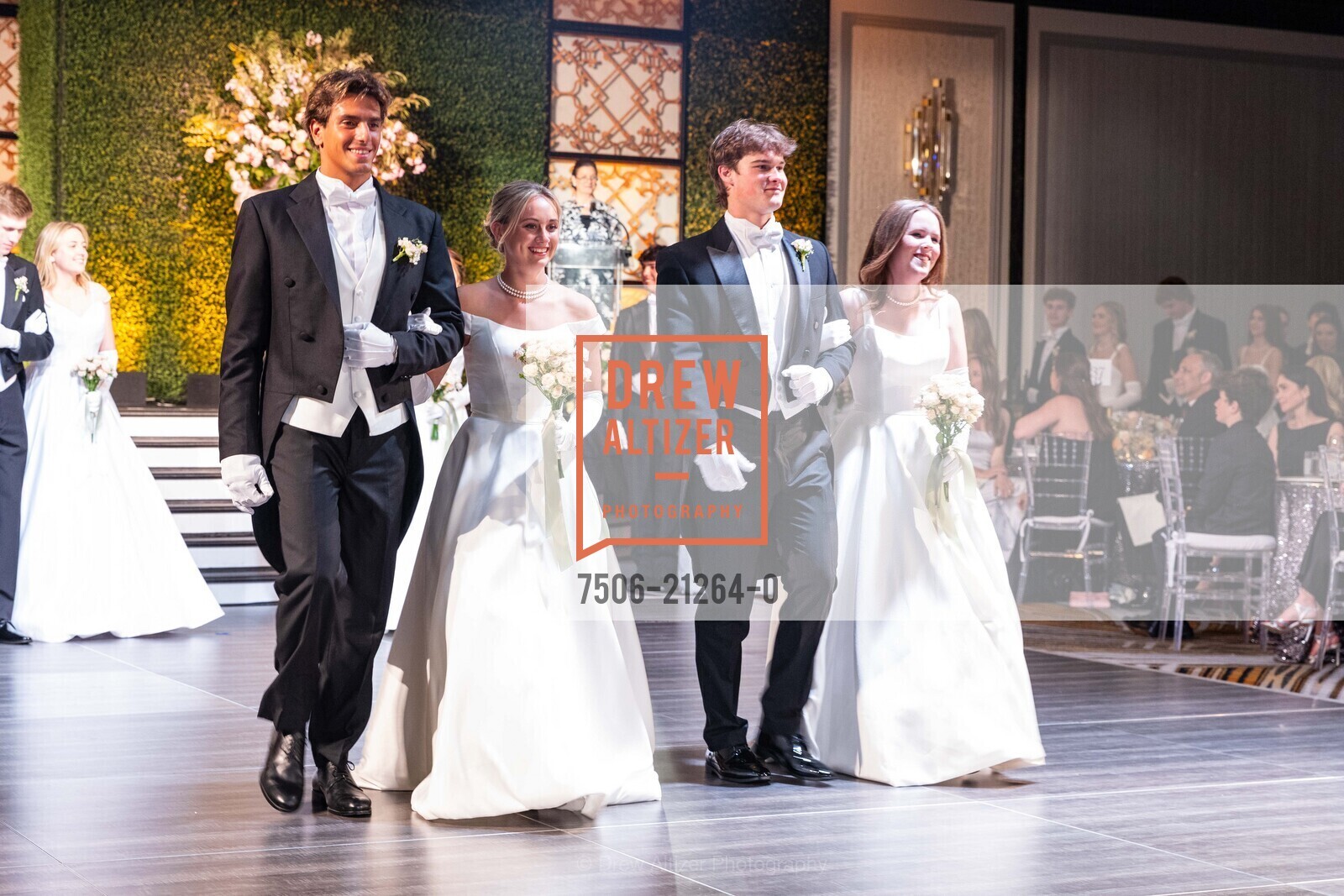 Guido Leonardi Dall’Occa Dell’Orso, Michaela Nicoletta Bini, Jackson Riley Truitt, Margaret Therese Burke, California Pacific Medical Center's 2023 Debutante Ball, The Westin St. Francis San Francisco on Union Square, 335 Powell St, SF. The Westin St. Francis San Francisco on Union Square, 335 Powell St, SF, Photo #7506-21264-0 Guido Leonardi Dall’Occa Dell’Orso, Michaela Nicoletta Bini, Jackson Riley Truitt, Margaret Therese Burke, Photo #7506-21264-0