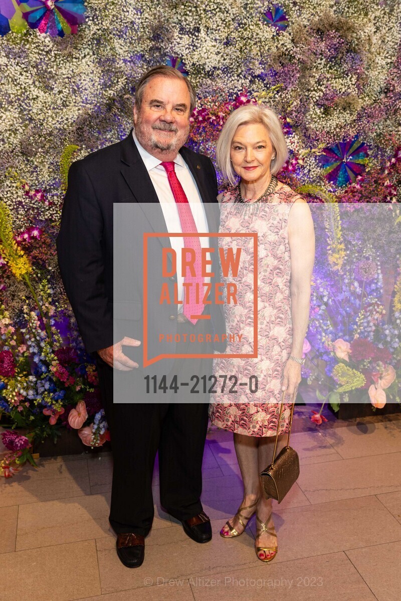 Bill Stensrud, Suzanne Vaucher, San Francisco Opera's Centennial Anniversary Concert and Dinner with the Artists, War Memorial Opera House @ 301 Van Ness Ave, SF, CA 94102 US. War Memorial Opera House @ 301 Van Ness Ave, SF, CA 94102 US, June 16th, 2023, Photo #1144-21272-0 Bill Stensrud, Suzanne Vaucher, Photo #1144-21272-0