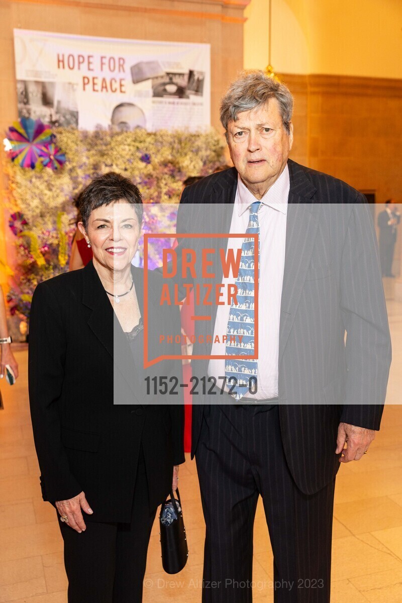 Valerie Crane Dorfman, John Dunn, San Francisco Opera's Centennial Anniversary Concert and Dinner with the Artists, War Memorial Opera House @ 301 Van Ness Ave, SF, CA 94102 US. War Memorial Opera House @ 301 Van Ness Ave, SF, CA 94102 US, June 16th, 2023, Photo #1152-21272-0 Valerie Crane Dorfman, John Dunn, Photo #1152-21272-0