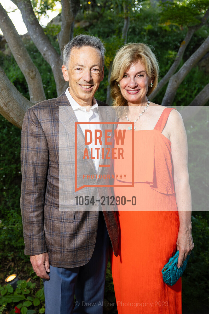 Rick Walker, Karen Walker, Founder's Dinner for Festival Napa Valley 2023, Private Residence. Private Residence, July 13th, 2023, Photo #1054-21290-0 Rick Walker, Karen Walker, Photo #1054-21290-0