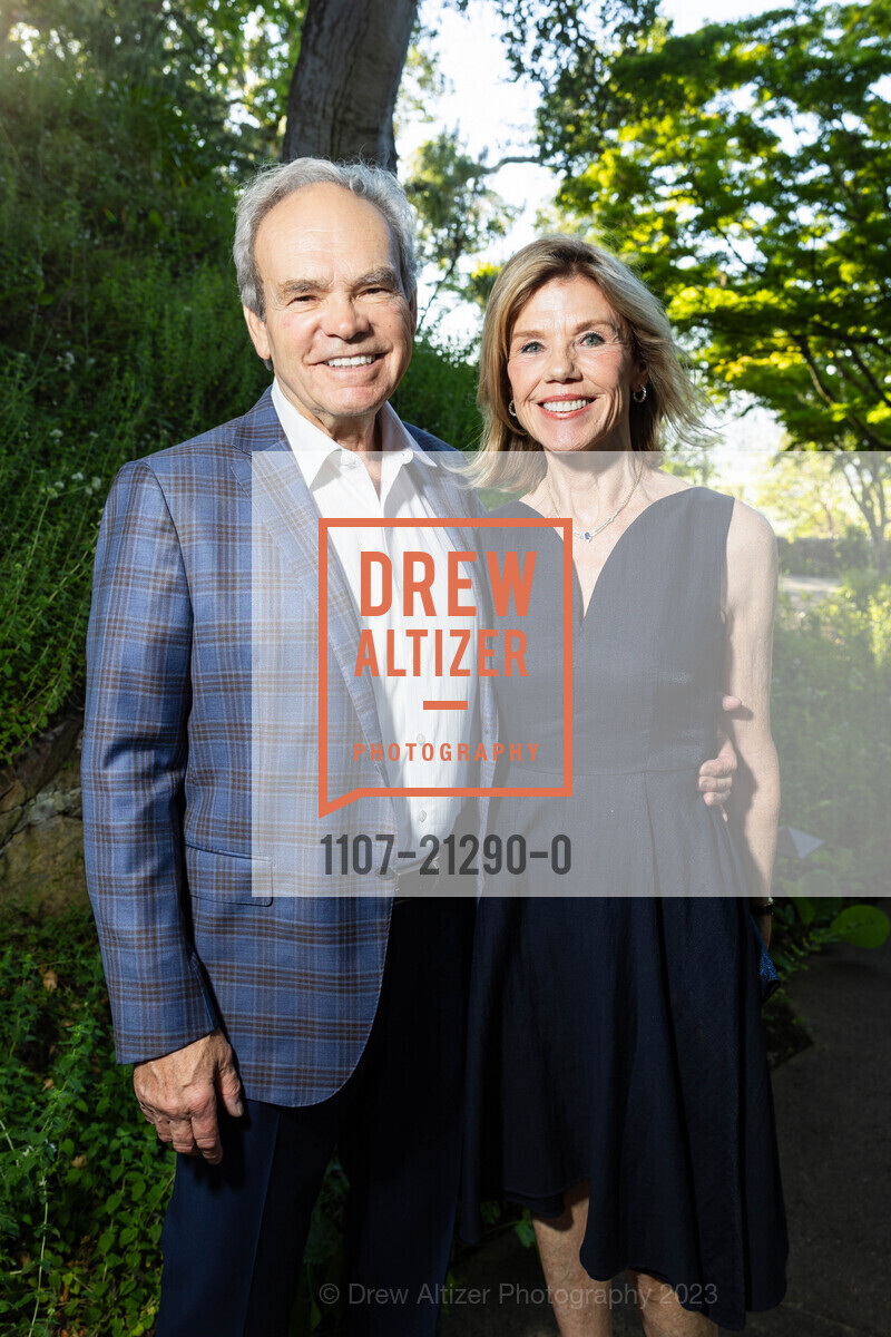 Steve Fike, Kay Fike, Founder's Dinner for Festival Napa Valley 2023, Private Residence. Private Residence, July 13th, 2023, Photo #1107-21290-0 Steve Fike, Kay Fike, Photo #1107-21290-0