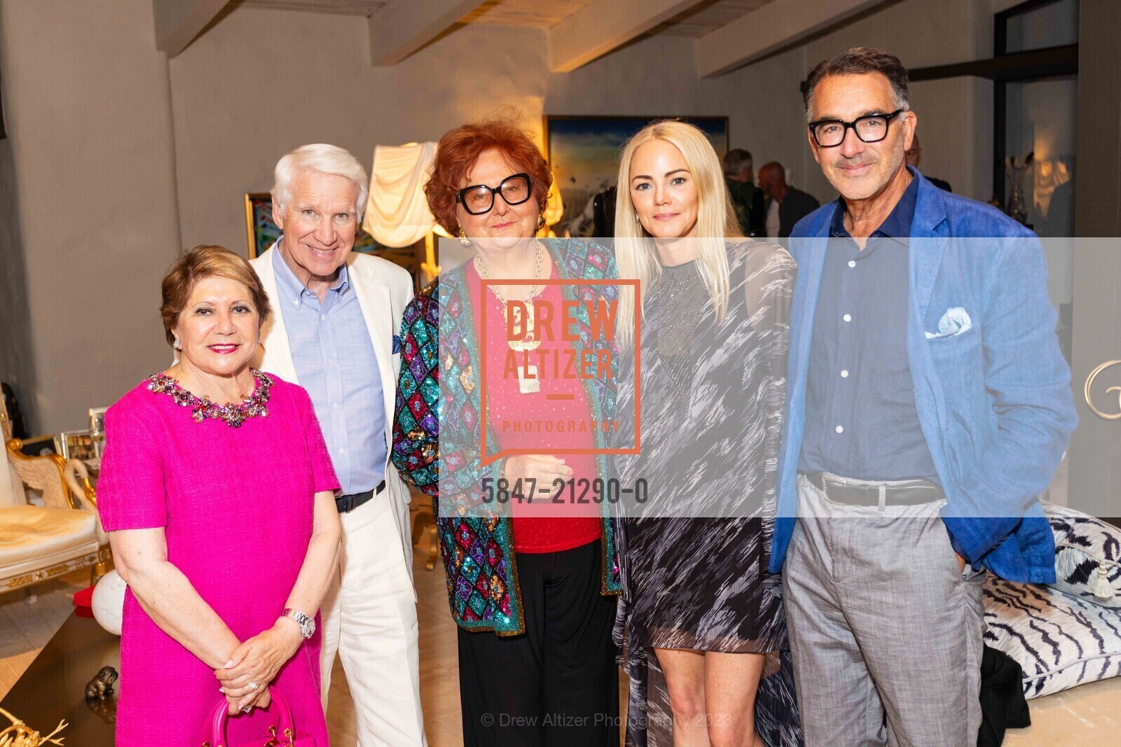 Athena Blackburn, Timothy Blackburn, Tatiana Copeland, Elizabeth Naughton Moore, Michael Polenske, Founder's Dinner for Festival Napa Valley 2023, Private Residence. Private Residence, July 13th, 2023, Photo #5847-21290-0 Athena Blackburn, Timothy Blackburn, Tatiana Copeland, Elizabeth Naughton Moore, Michael Polenske, Photo #5847-21290-0