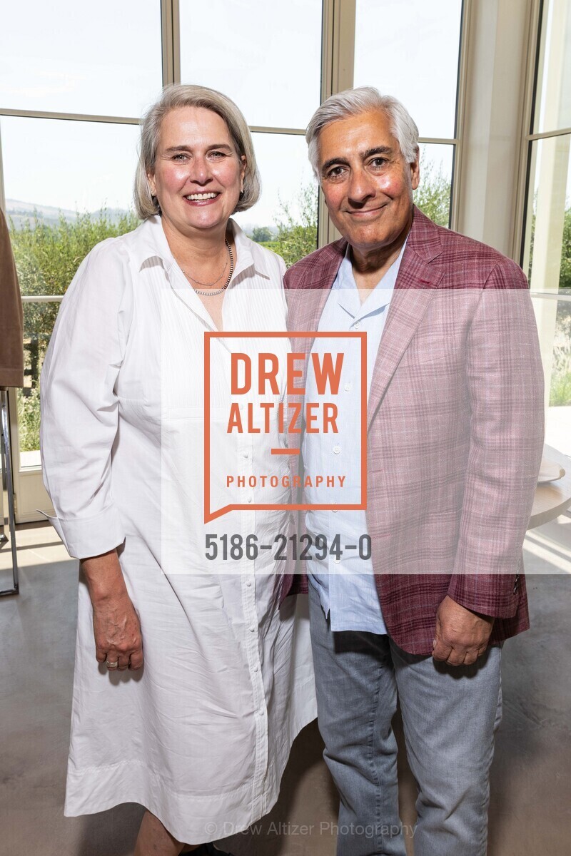 Lissa Gibbs, David Shimmon, Vintner's Luncheon and Fashion Show with Neiman Marcus for Festival Napa Valley 2023, Frank Family Vineyards @ 1091 Larkmead Ln, Calistoga, CA 94515 US. Frank Family Vineyards @ 1091 Larkmead Ln, Calistoga, CA 94515 US, Photo #5186-21294-0 Lissa Gibbs, David Shimmon, Photo #5186-21294-0