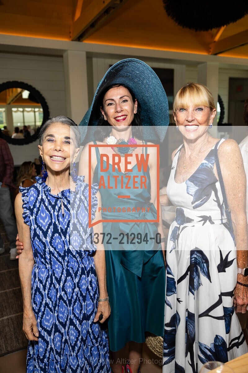 Julie Coplon, Eva Zanetti, Mary Louise Meyer, Vintner's Luncheon and Fashion Show with Neiman Marcus for Festival Napa Valley 2023, Frank Family Vineyards @ 1091 Larkmead Ln, Calistoga, CA 94515 US. Frank Family Vineyards @ 1091 Larkmead Ln, Calistoga, CA 94515 US, Photo #1372-21294-0 Julie Coplon, Eva Zanetti, Mary Louise Meyer, Photo #1372-21294-0