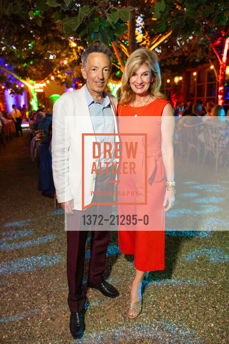 Rick Walker, Karen Walker, Photo #1372-21295-0