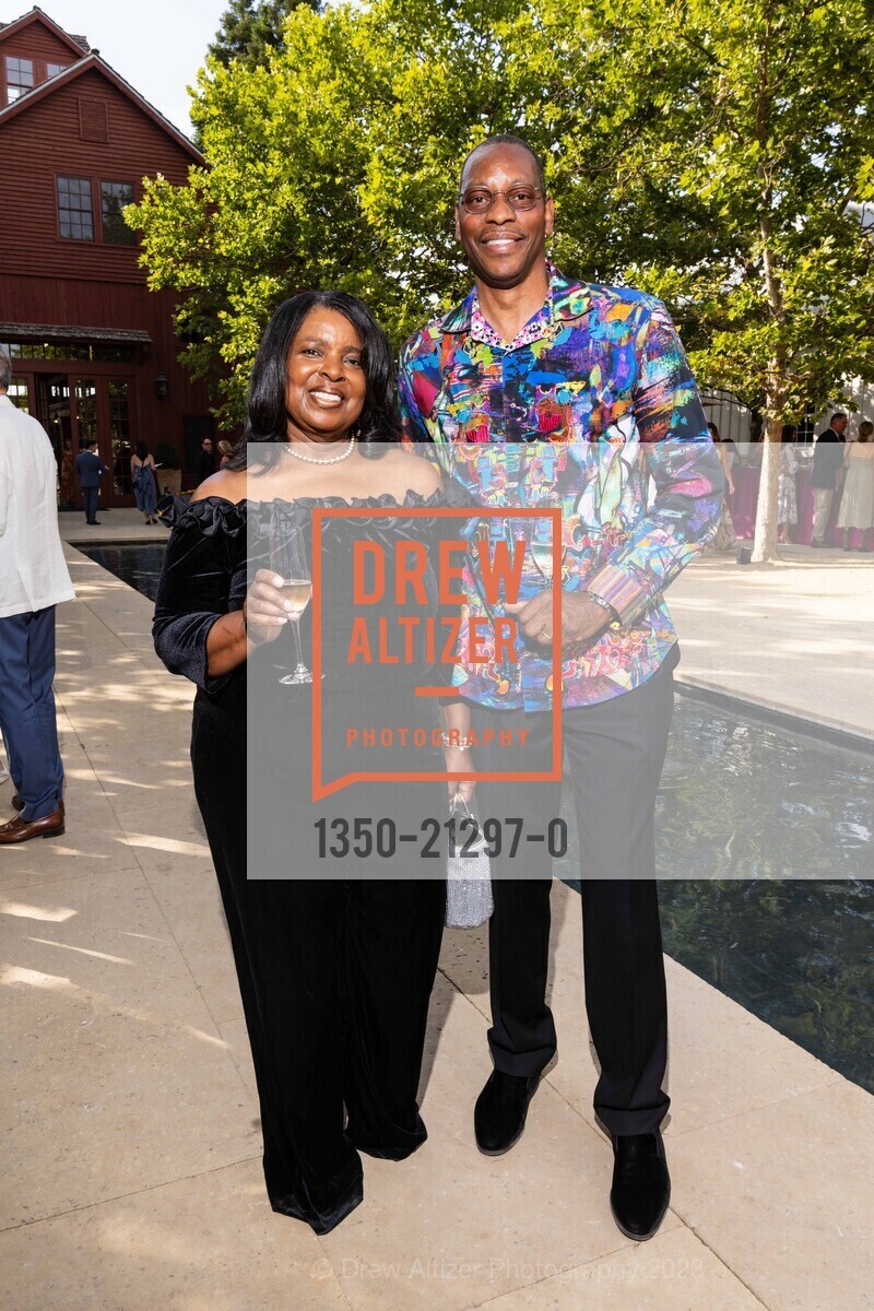 Yvette Radford, David Tucker, Arts for All Gala featuring Carrie Underwood for Festival Napa Valley 2023, Nickel & Nickel @ 8164 St Helena Hwy, Oakville, CA 94562 US. Nickel & Nickel @ 8164 St Helena Hwy, Oakville, CA 94562 US, July 16th, 2023, Photo #1350-21297-0 Yvette Radford, David Tucker, Photo #1350-21297-0