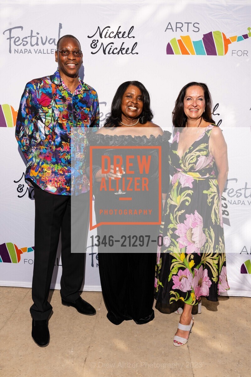 David Tucker, Yvette Radford, Hilary Vartanian, Arts for All Gala featuring Carrie Underwood for Festival Napa Valley 2023, Nickel & Nickel @ 8164 St Helena Hwy, Oakville, CA 94562 US. Nickel & Nickel @ 8164 St Helena Hwy, Oakville, CA 94562 US, July 16th, 2023, Photo #1346-21297-0 David Tucker, Yvette Radford, Hilary Vartanian, Photo #1346-21297-0