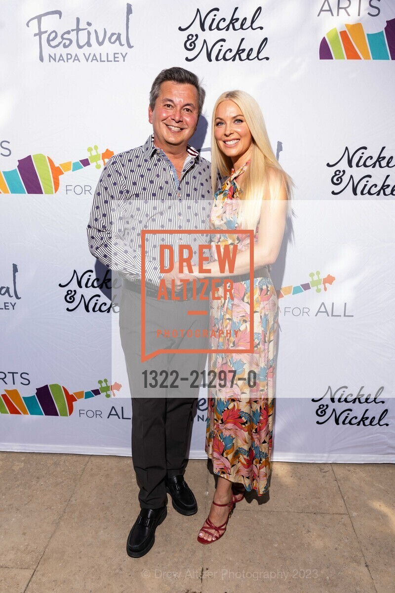 Michael Uytengsu, Tara Uytengsu, Arts for All Gala featuring Carrie Underwood for Festival Napa Valley 2023, Nickel & Nickel @ 8164 St Helena Hwy, Oakville, CA 94562 US. Nickel & Nickel @ 8164 St Helena Hwy, Oakville, CA 94562 US, July 16th, 2023, Photo #1322-21297-0 Michael Uytengsu, Tara Uytengsu, Photo #1322-21297-0