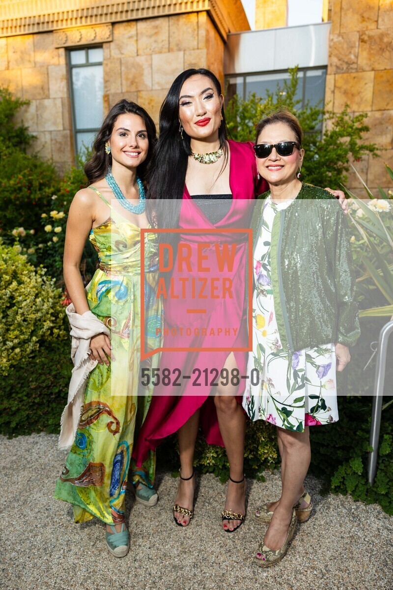 Serena Saenz, SUUVI, Olivia Decker, Donor Exclusive Dinner at Darioush for Festival Napa Valley 2023, Darioush @ 4240 Silverado Trail, Napa, CA 94558 US. Darioush @ 4240 Silverado Trail, Napa, CA 94558 US, Photo #5582-21298-0 Serena Saenz, SUUVI, Olivia Decker, Photo #5582-21298-0