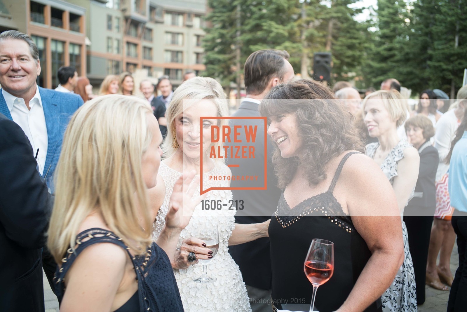 Barbara Brown, Kristen Keane, League to Save Lake Tahoe Sponsor Cocktail Party, Ritz-Carlton, Lake Tahoe, July 31st, 2015,Drew Altizer, Drew Altizer Photography, full-service agency, private events, San Francisco photographer, photographer california