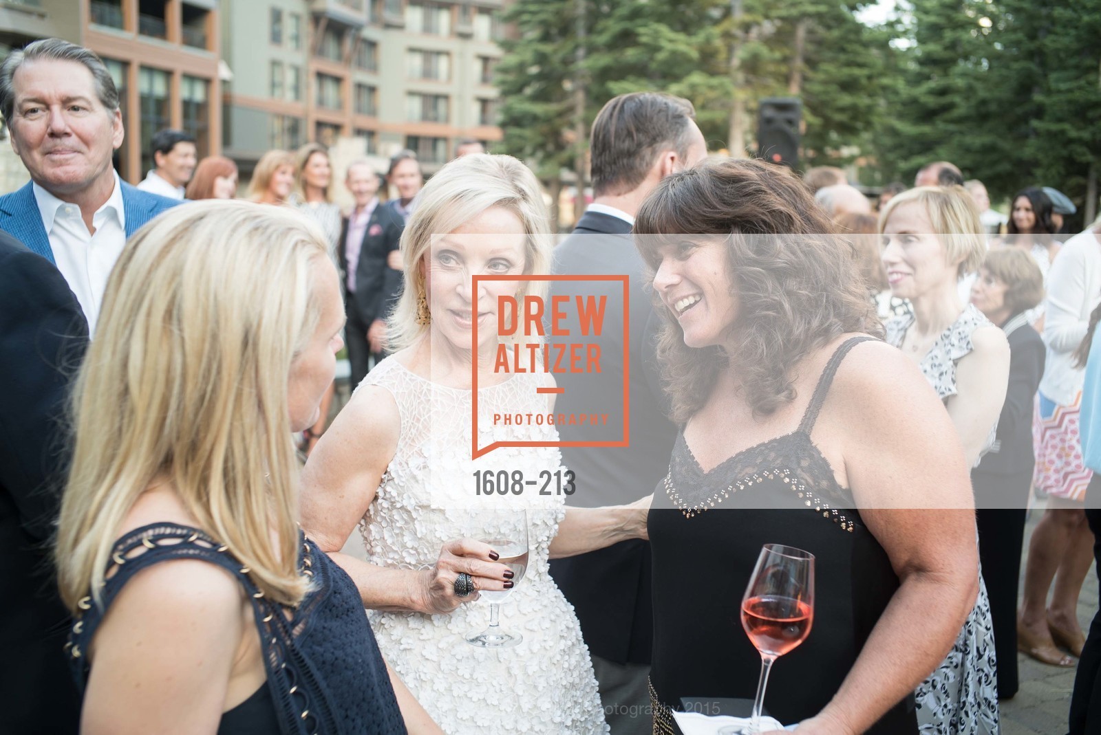 Barbara Brown, Kristen Keane, League to Save Lake Tahoe Sponsor Cocktail Party, Ritz-Carlton, Lake Tahoe, July 31st, 2015,Drew Altizer, Drew Altizer Photography, full-service agency, private events, San Francisco photographer, photographer california