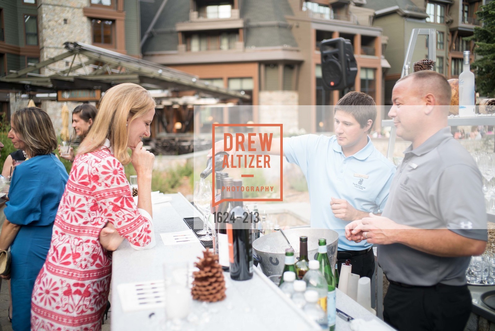 Atmosphere, League to Save Lake Tahoe Sponsor Cocktail Party, Ritz-Carlton, Lake Tahoe, July 31st, 2015,Drew Altizer, Drew Altizer Photography, full-service agency, private events, San Francisco photographer, photographer california