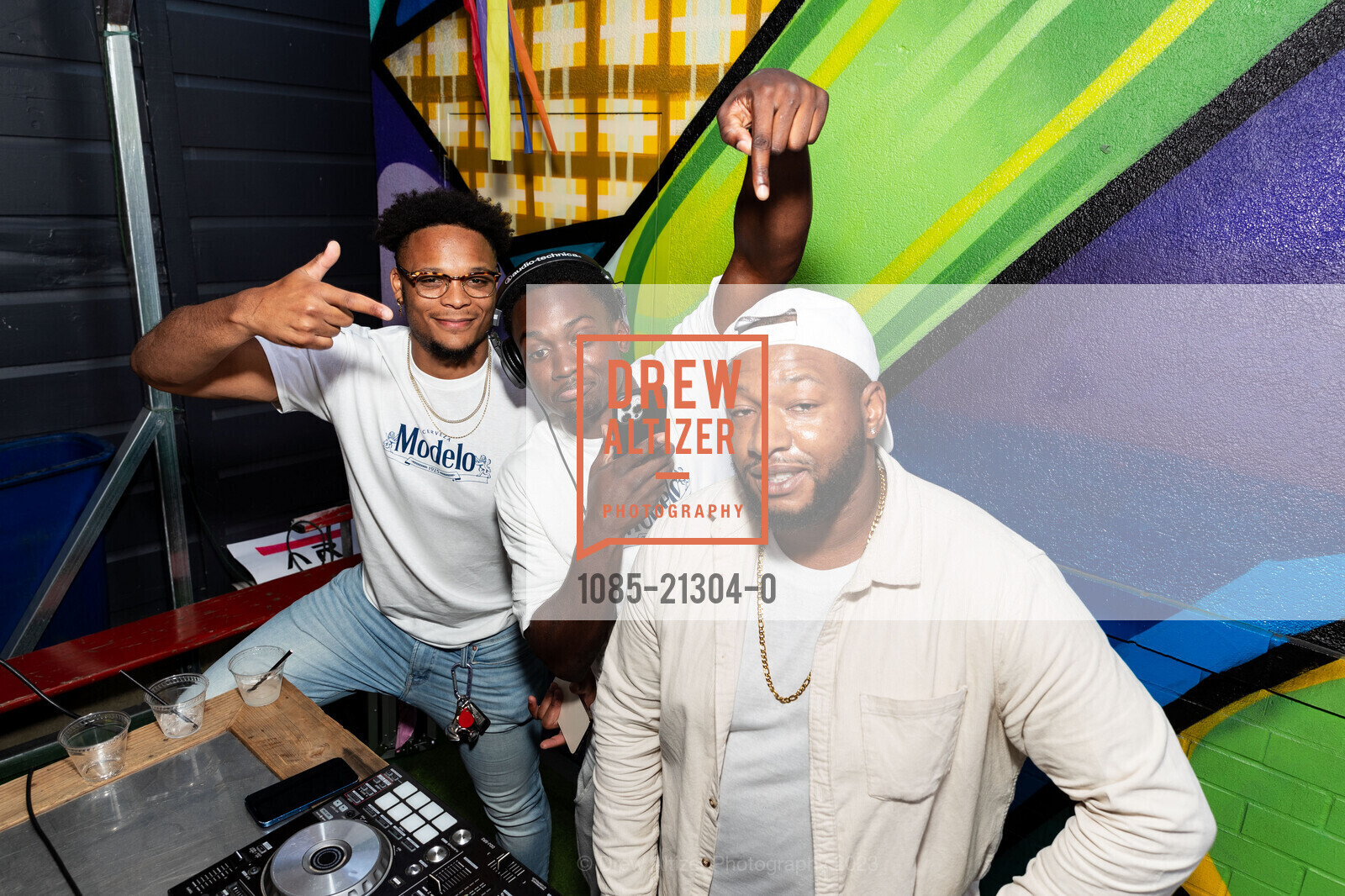 Bri Lipscomb, Dimitri Jackson, DJ Yo Celly, Crawl SF hosts Barbie Crawl, Del Mar. Del Mar, July 22nd, 2023, Photo #1085-21304-0 Bri Lipscomb, Dimitri Jackson, DJ Yo Celly, Photo #1085-21304-0