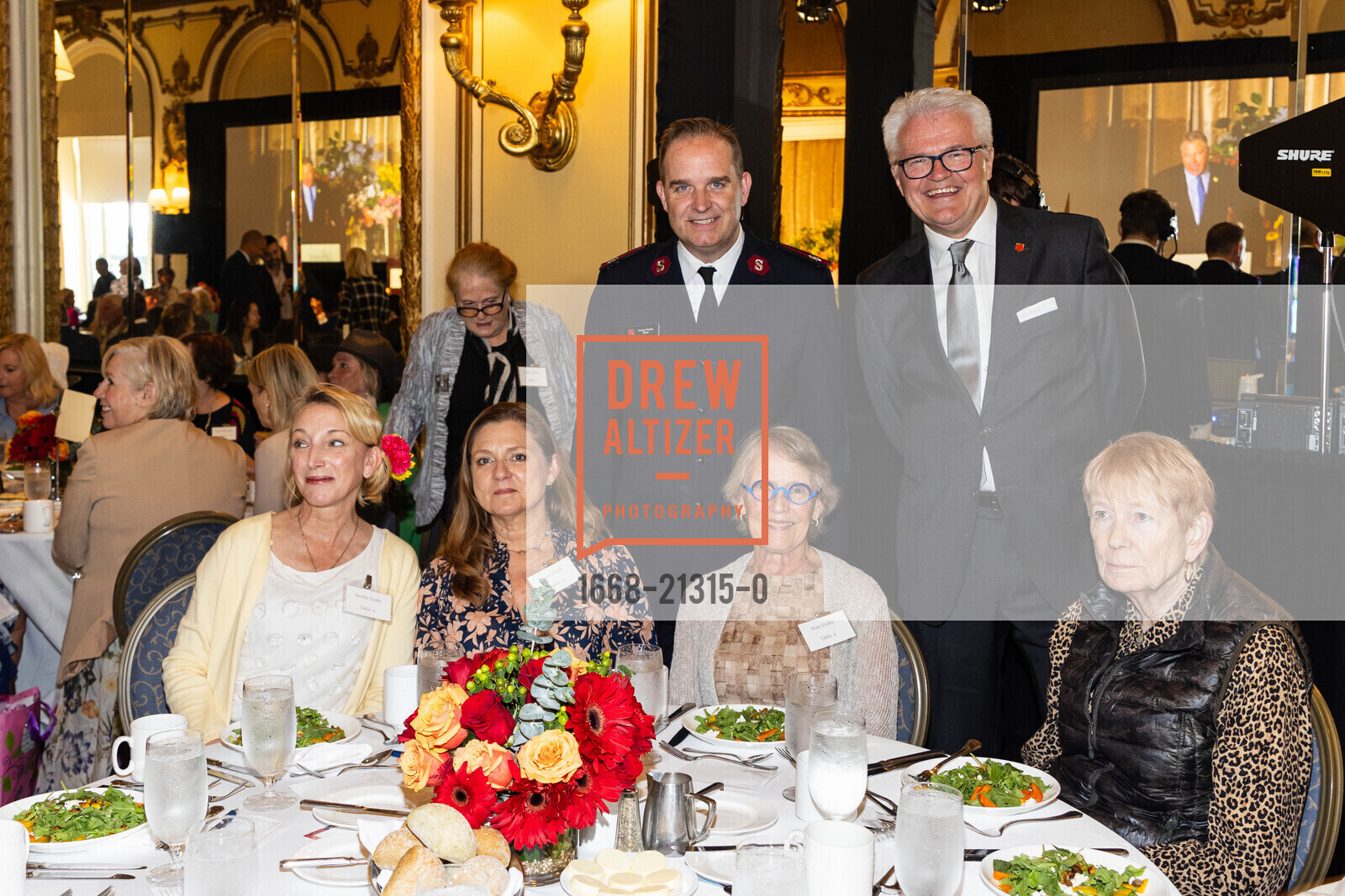 Sandra Gaska, Susan Clark, Darren Norton, Doug Person, Kate Fickle, Gayle Tunnell, Salvation Army Flower Power Luncheon, Fairmont San Francisco @ 950 Mason St, SF, CA 94108 US. Fairmont San Francisco @ 950 Mason St, SF, CA 94108 US, August 4th, 2023, Photo #1668-21315-0 Sandra Gaska, Susan Clark, Darren Norton, Doug Person, Kate Fickle, Gayle Tunnell, Photo #1668-21315-0