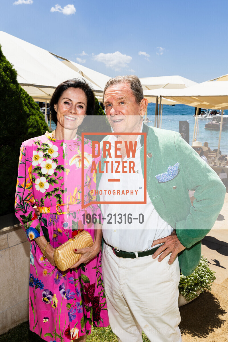 Dede Johnston, Joseph Tobin, League to Save Lake Tahoe x ODLR Fashion Show, Lake Tahoe @ Private Residence, 1047 Lakeshore Blvd., Incline Village, NV 89451 US. Lake Tahoe @ Private Residence, 1047 Lakeshore Blvd., Incline Village, NV 89451 US, August 5th, 2023, Photo #1961-21316-0 Dede Johnston, Joseph Tobin, Photo #1961-21316-0